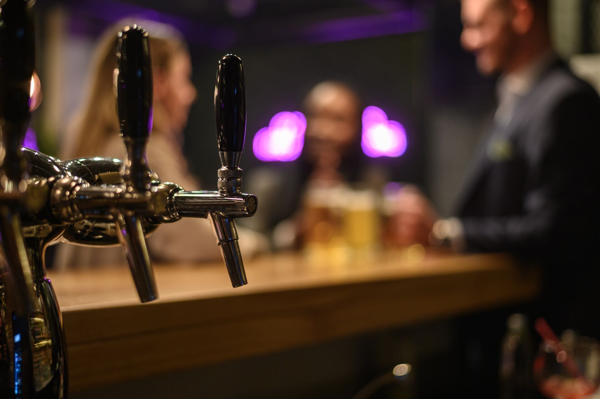 Andy's Pub interior